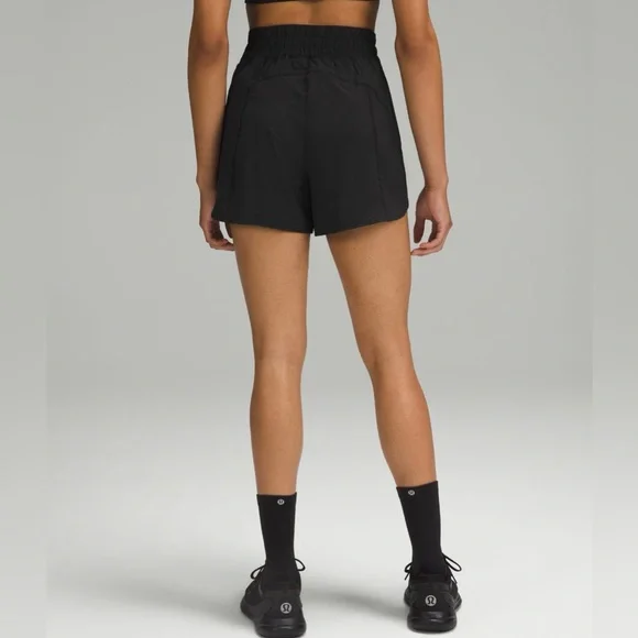 Lululemon Track That High-Rise Lined Short 5” Size 4 - Picture 5 of 10